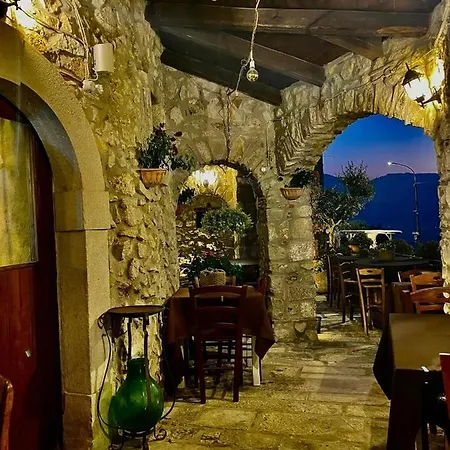 Hotel Torre Antica Atena Lucana